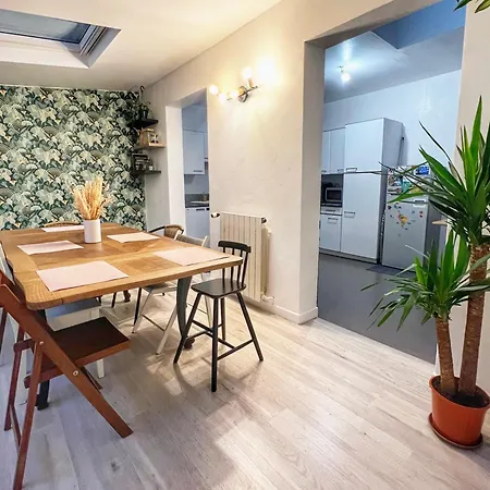 Private Inside A 15 Min From Paris Homestay