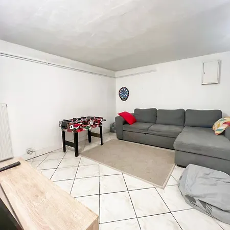 Private Inside A 15 Min From Paris