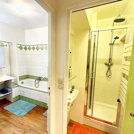 Homestay Private Inside A 15 Min From Paris Colombes (Hauts-de-Seine)
