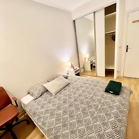 Private Inside A 15 Min From Paris